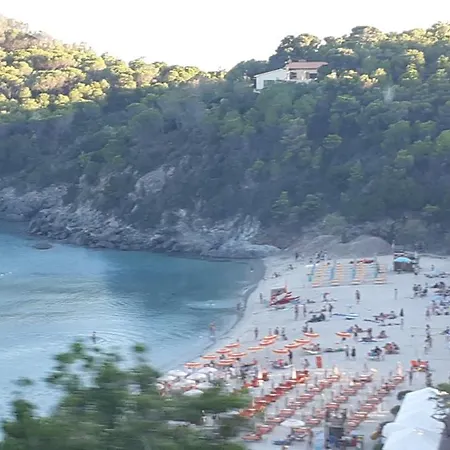 Apart Otel La Calle 3*