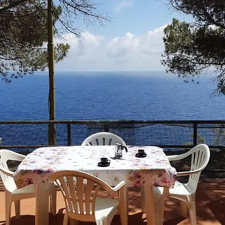 Aparthotel La Calle 3*